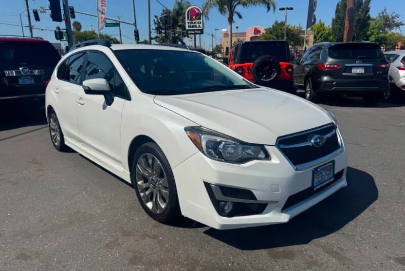 2016 Subaru Impreza 2.0i Sport Premium photo 1