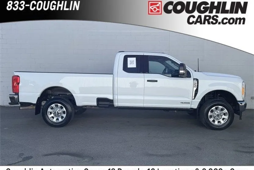2023 Ford F-250 XLT photo 1