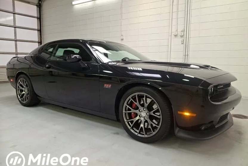 2015 Dodge Challenger SRT8 392 photo 1