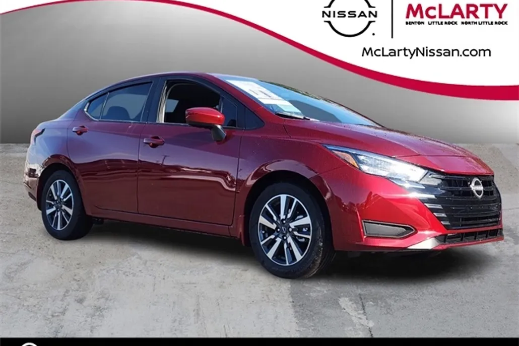 2025 Nissan Versa SV photo 1