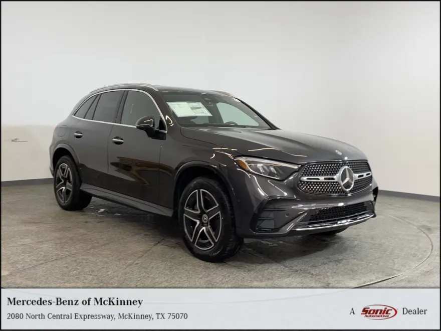 2025 Mercedes Benz GLC 300 photo 1