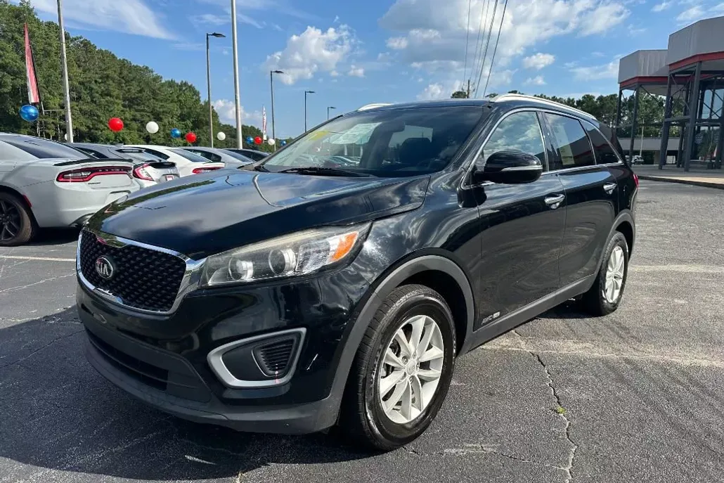 2017 Kia Sorento LX photo 1