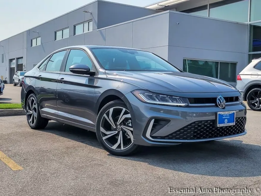 2025 Volkswagen Jetta 1.5T SEL photo 1