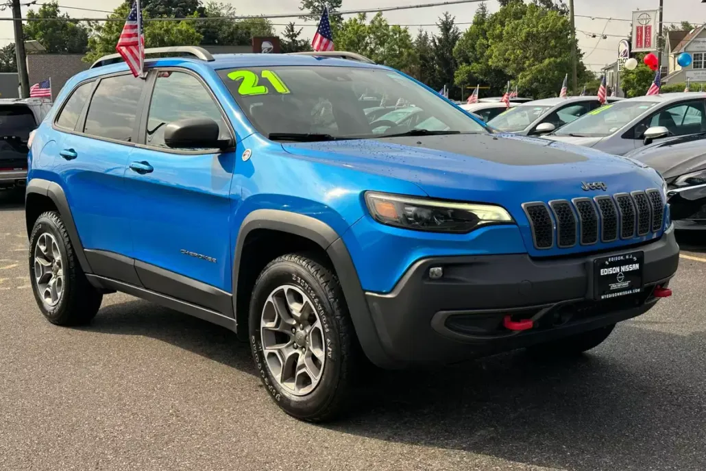 2021 Jeep Cherokee Trailhawk photo 1