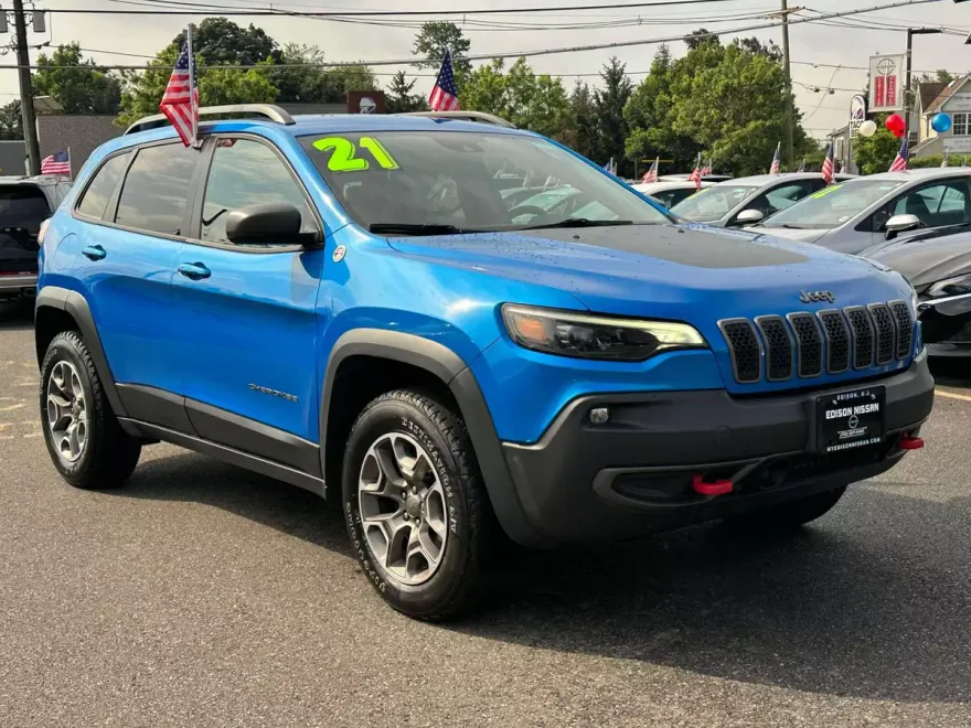 2021 Jeep Cherokee Trailhawk photo 1
