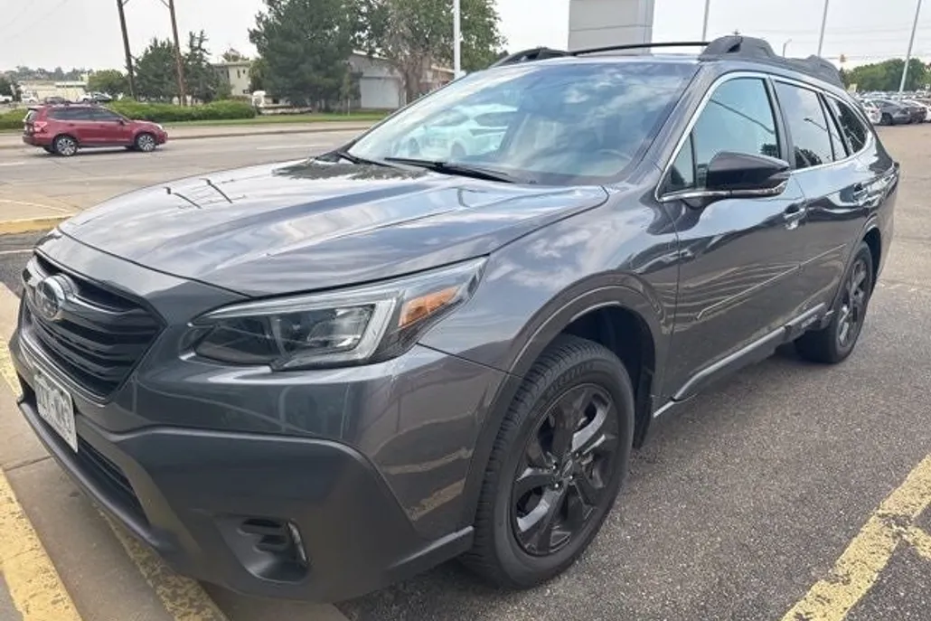 2020 Subaru Outback Onyx Edition XT photo 1