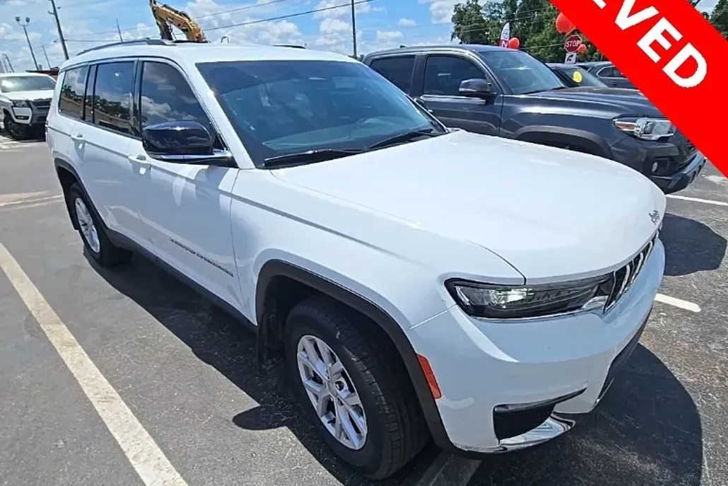 2022 Jeep Grand Cherokee Limited photo 1