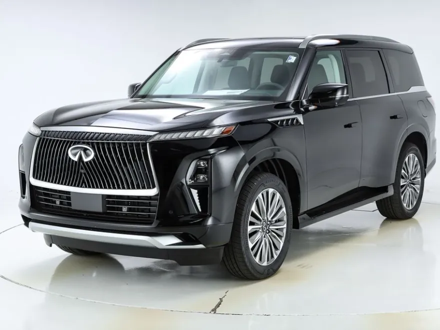 2025 Infiniti QX80 Luxe photo 1