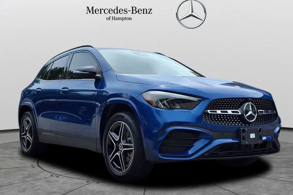 2024 Mercedes Benz GLA 250 4MATIC photo 1