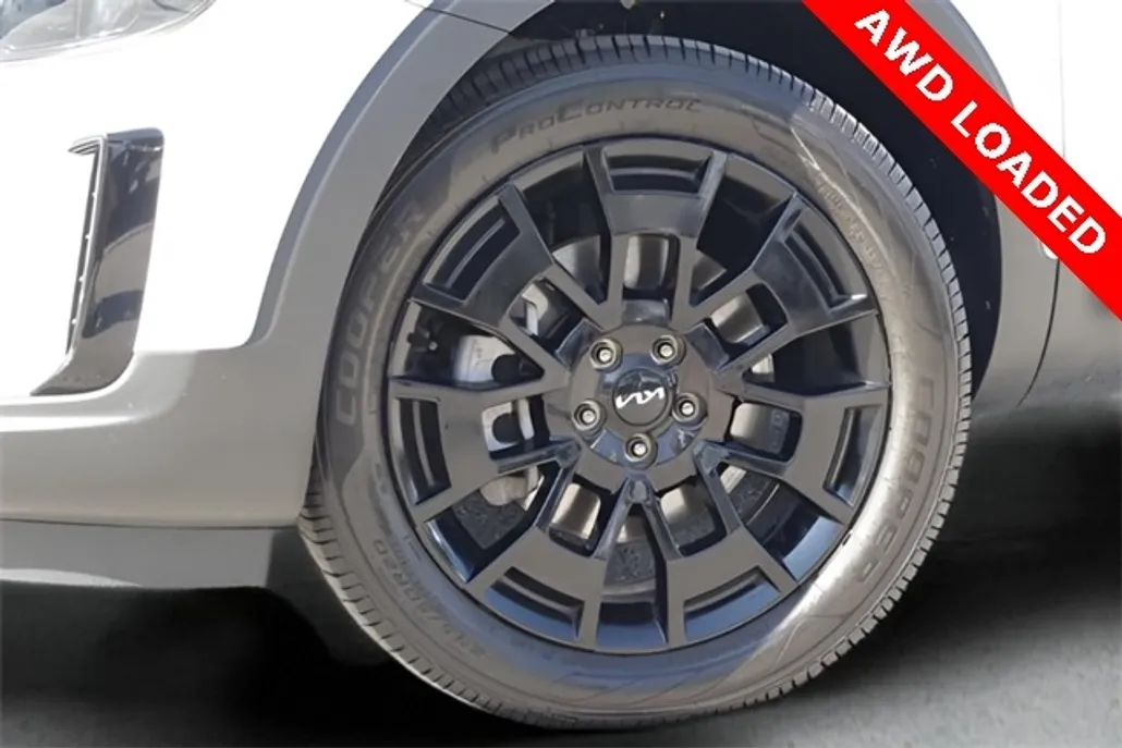 2022 Kia Telluride SX photo 1