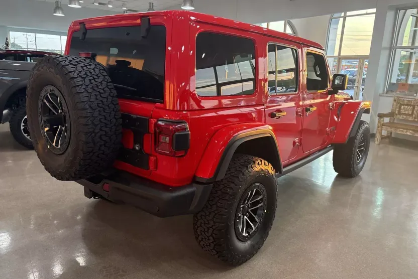 2025 Jeep Wrangler Rubicon X photo 1