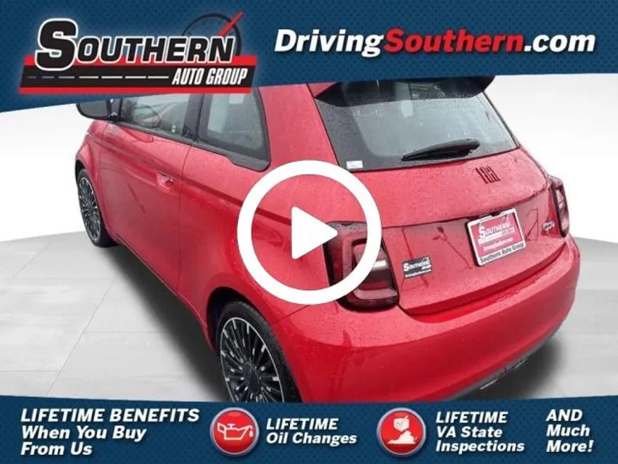 2024 Fiat 500e Red photo 1