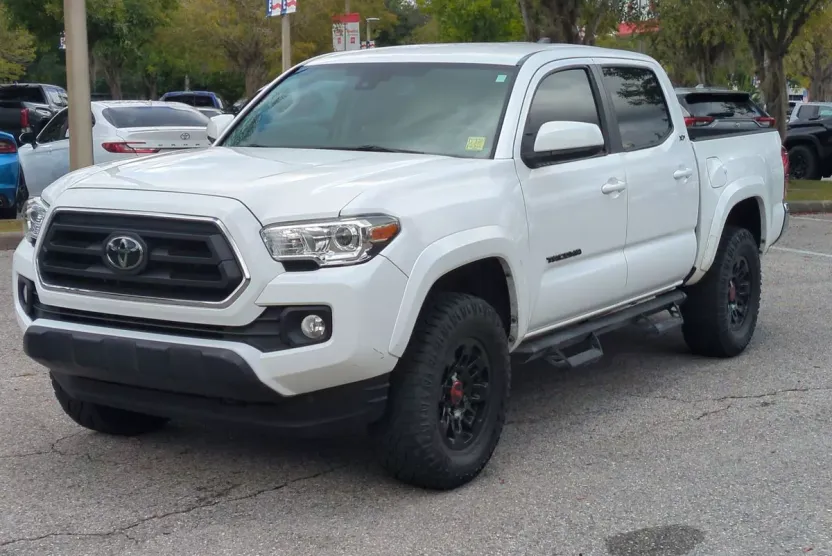 2021 Toyota Tacoma SR5 photo 1