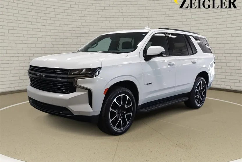 2022 Chevrolet Tahoe RST photo 1