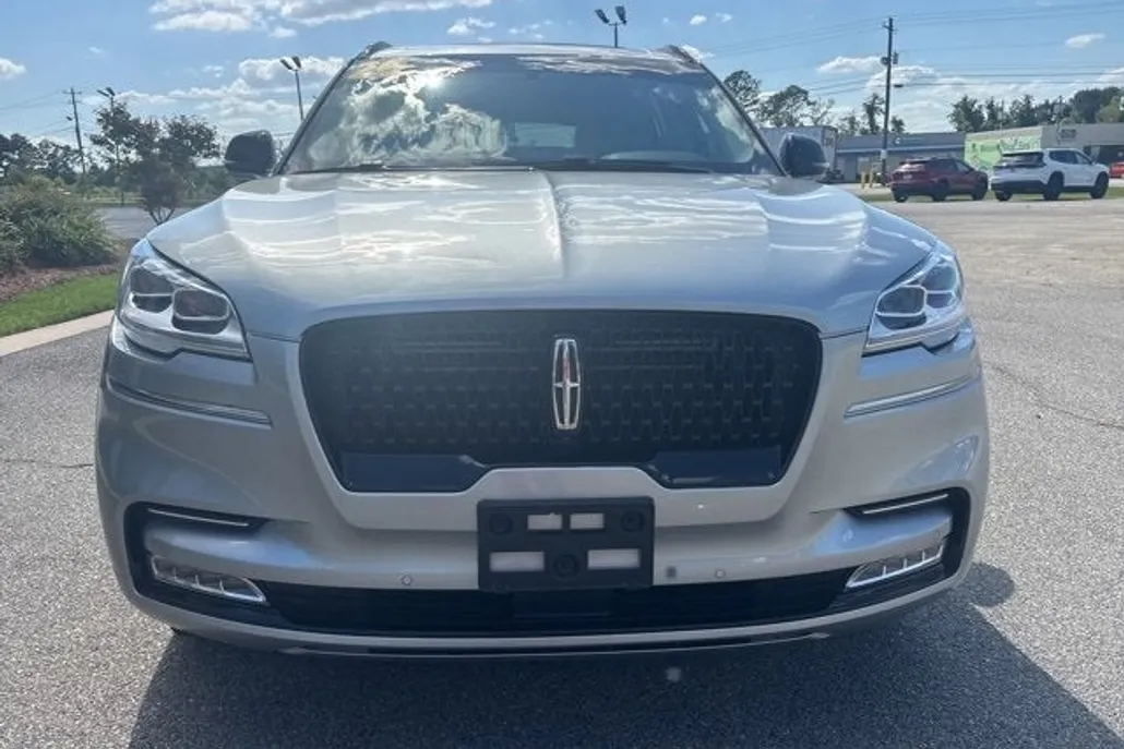 2024 Lincoln Aviator Reserve photo 1