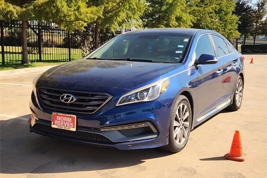 2016 Hyundai Sonata Base photo 1