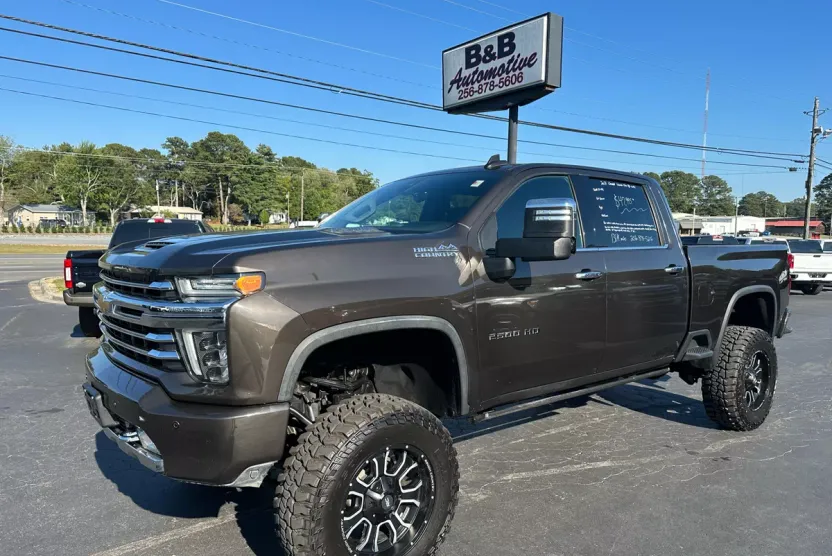 2020 Chevrolet Silverado 2500HD High Country photo 1
