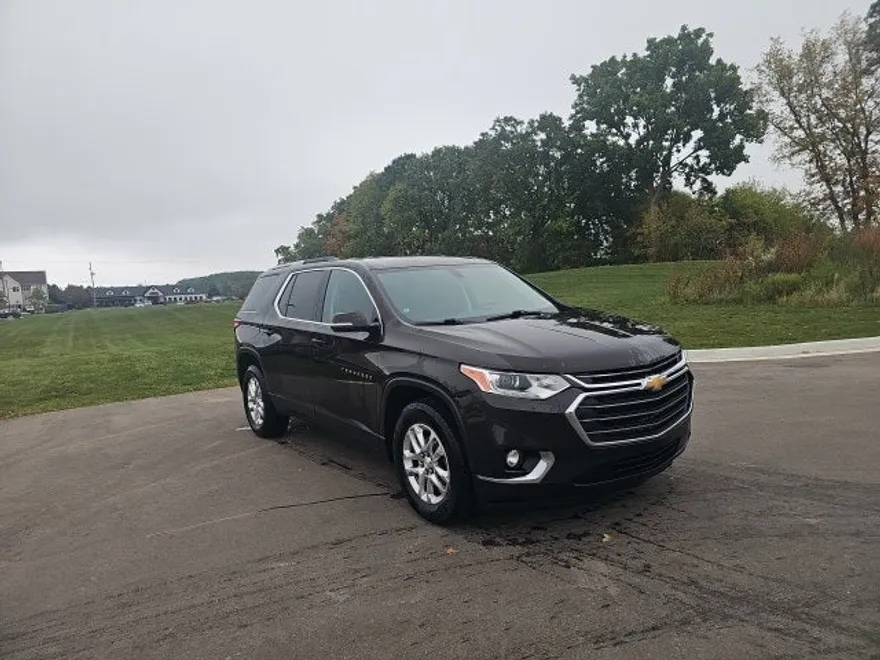 2018 Chevrolet Traverse Cloth 1LT photo 1