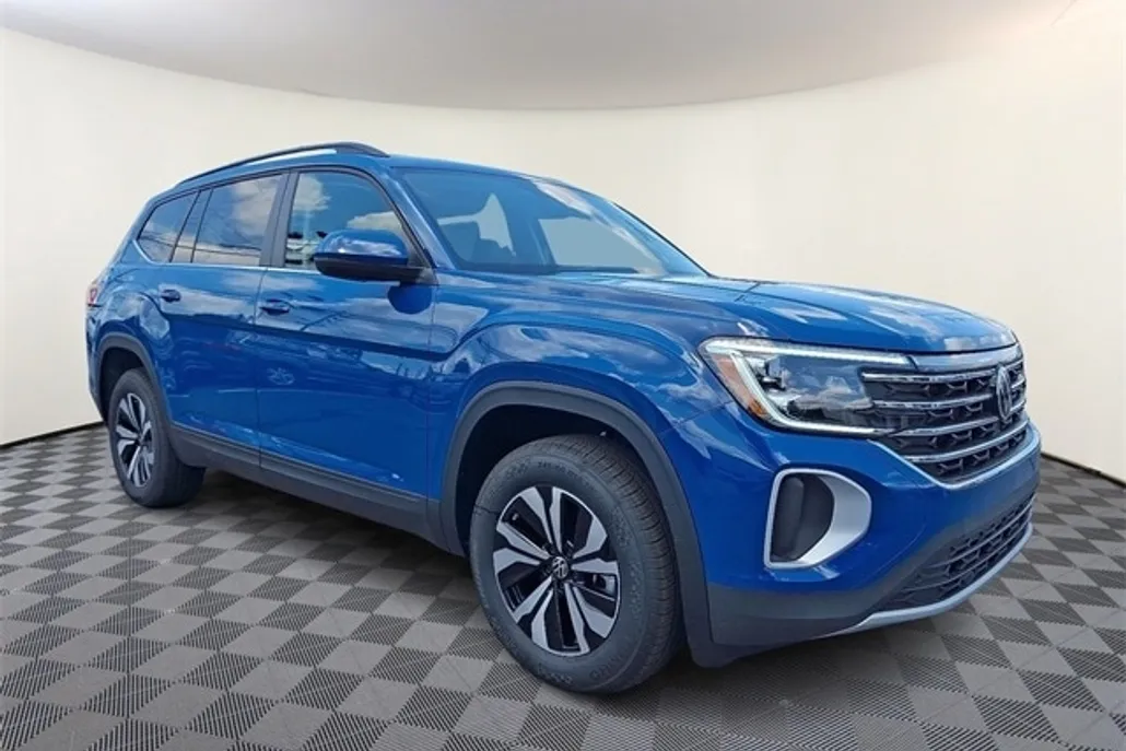 2025 Volkswagen Atlas SE photo 1