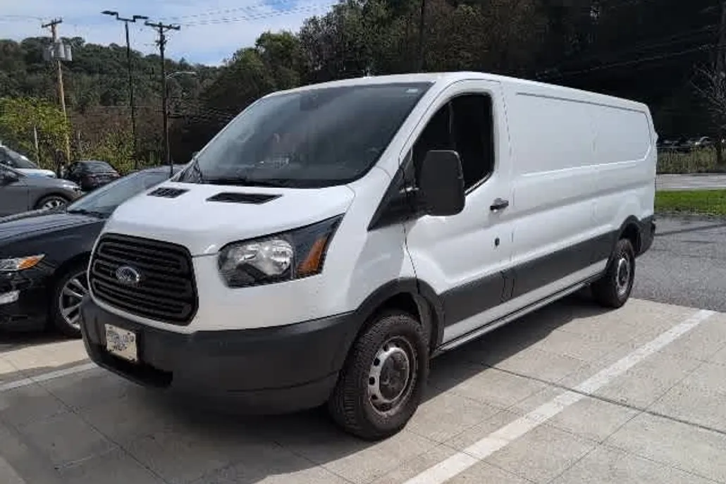 2019 Ford Transit photo 1
