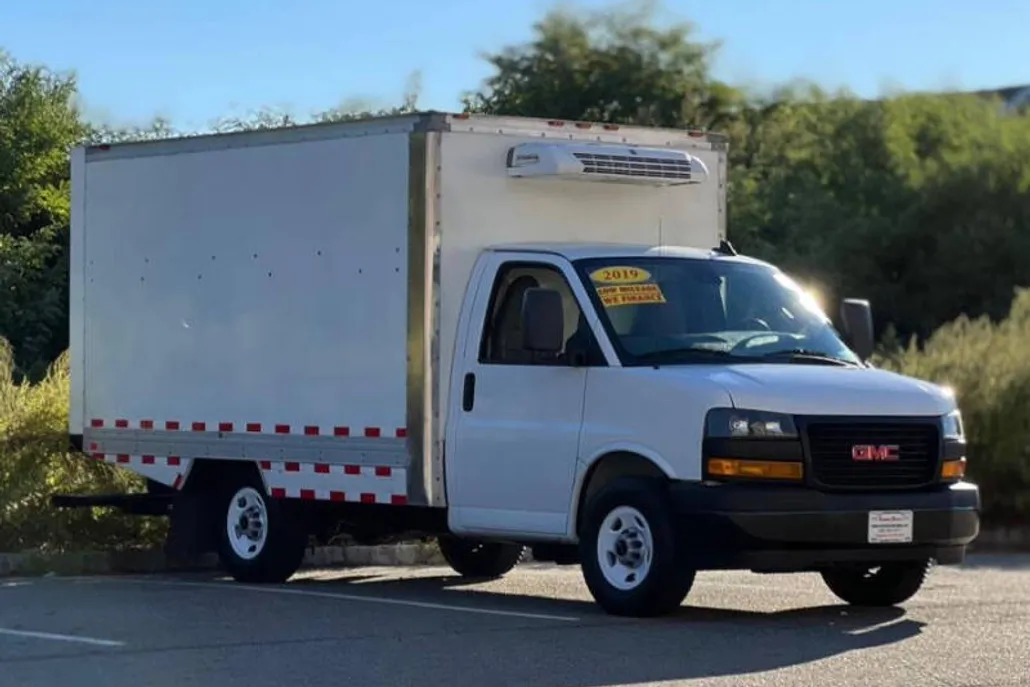 2019 Gmc Savana 3500 Cutaway photo 1