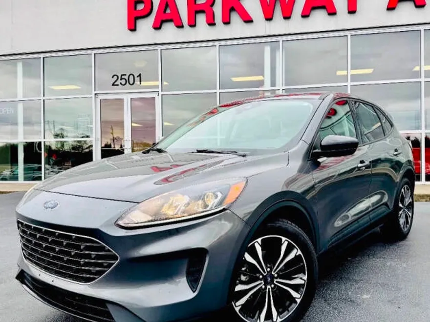 2022 Ford Escape SE photo 1
