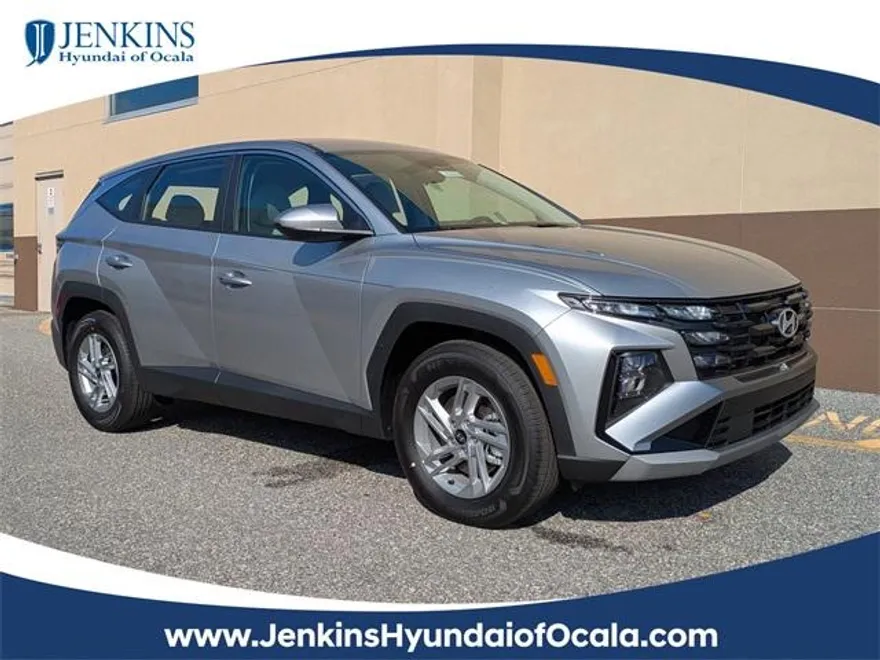 2026 Hyundai Tucson SE photo 1