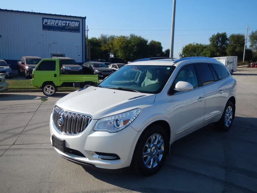 2014 Buick Enclave Leather photo 1
