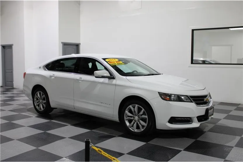 2018 Chevrolet Impala 1LT photo 1