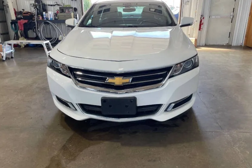 2016 Chevrolet Impala 1LT photo 1