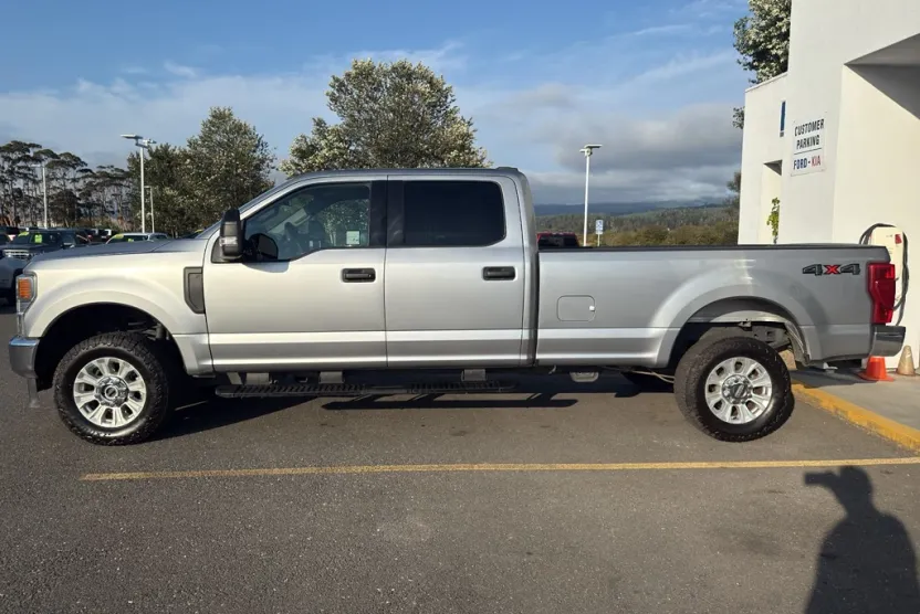 2022 Ford F-250 XLT photo 1