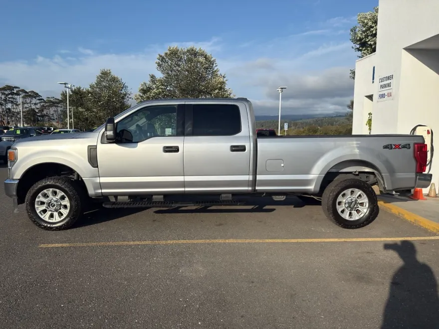 2022 Ford F-250 XLT photo 1