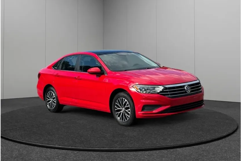 2020 Volkswagen Jetta SE R-Line 1.4T photo 1