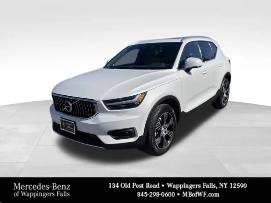 2022 Volvo XC40 T5 Inscription photo 1