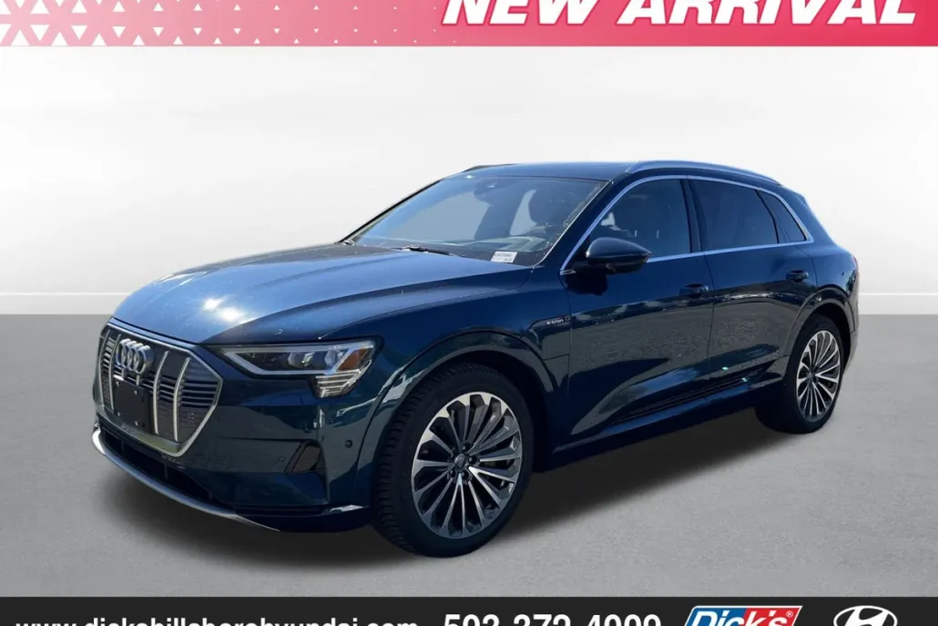 2019 Audi e-tron Prestige photo 1