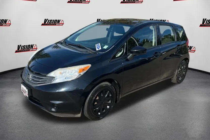 2015 Nissan Versa Note Plus photo 1