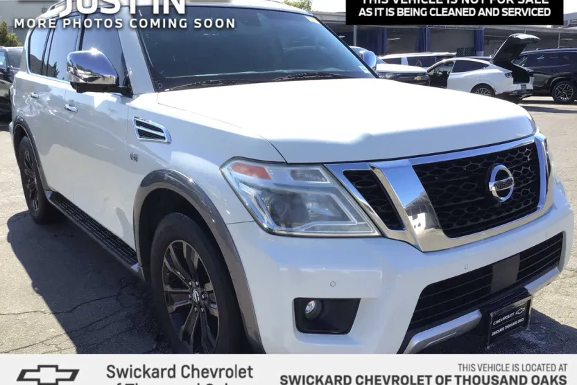 2017 Nissan Armada Platinum photo 1