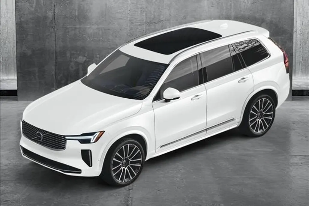2025 Volvo XC90 Core photo 1