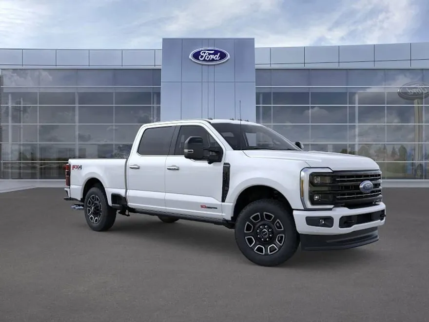 2025 Ford F-350 Platinum photo 1