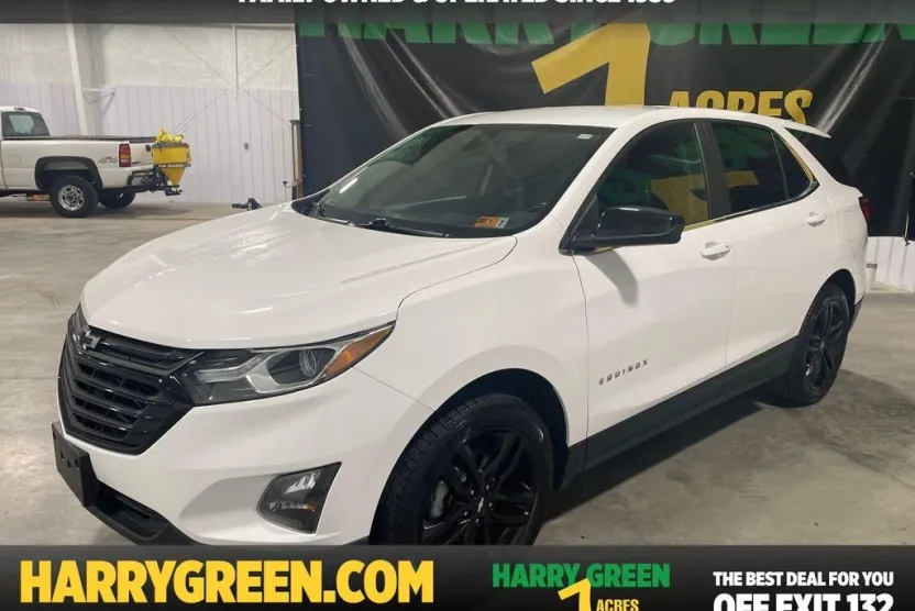 2021 Chevrolet Equinox LT photo 1