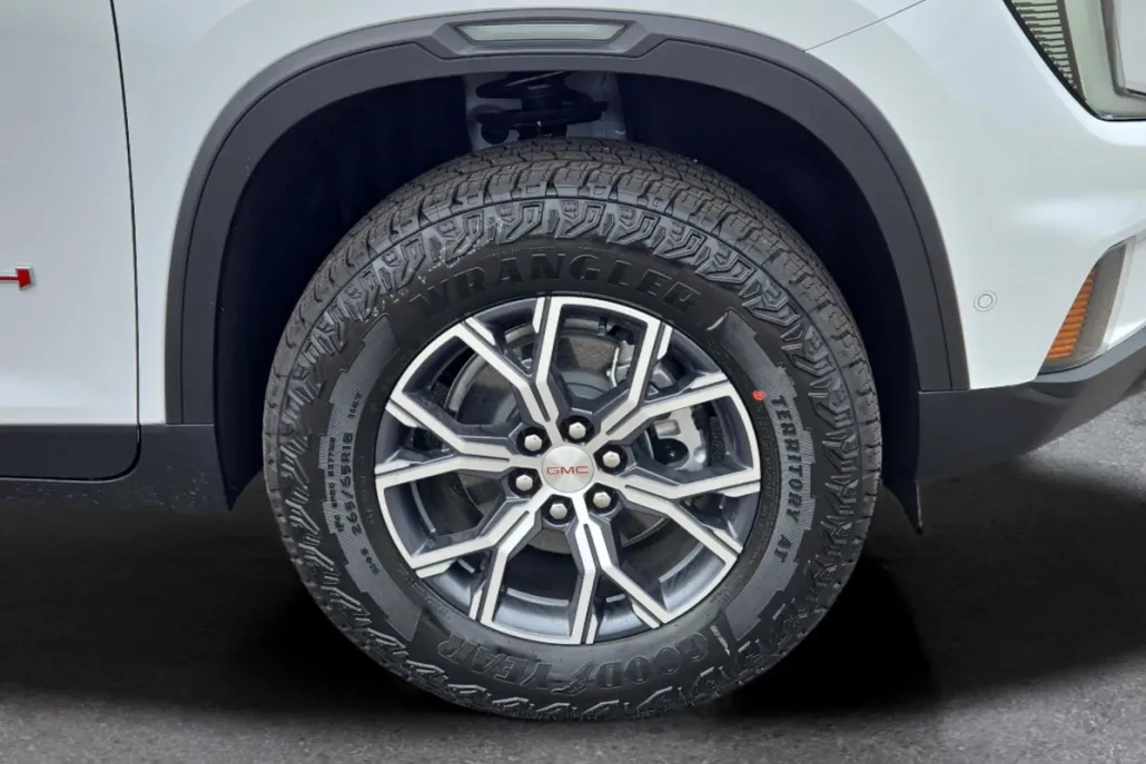 2026 Gmc Acadia AT4 photo 1