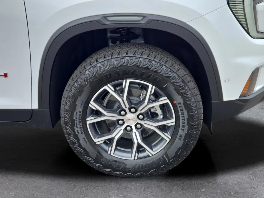 2026 Gmc Acadia AT4 photo 1
