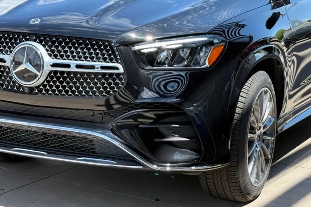 2025 Mercedes Benz GLE 580 4MATIC photo 1