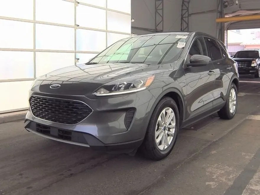 2020 Ford Escape SE photo 1