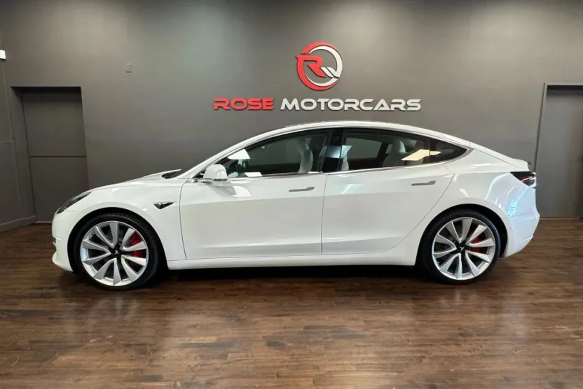 2018 Tesla Model 3 Performance photo 1