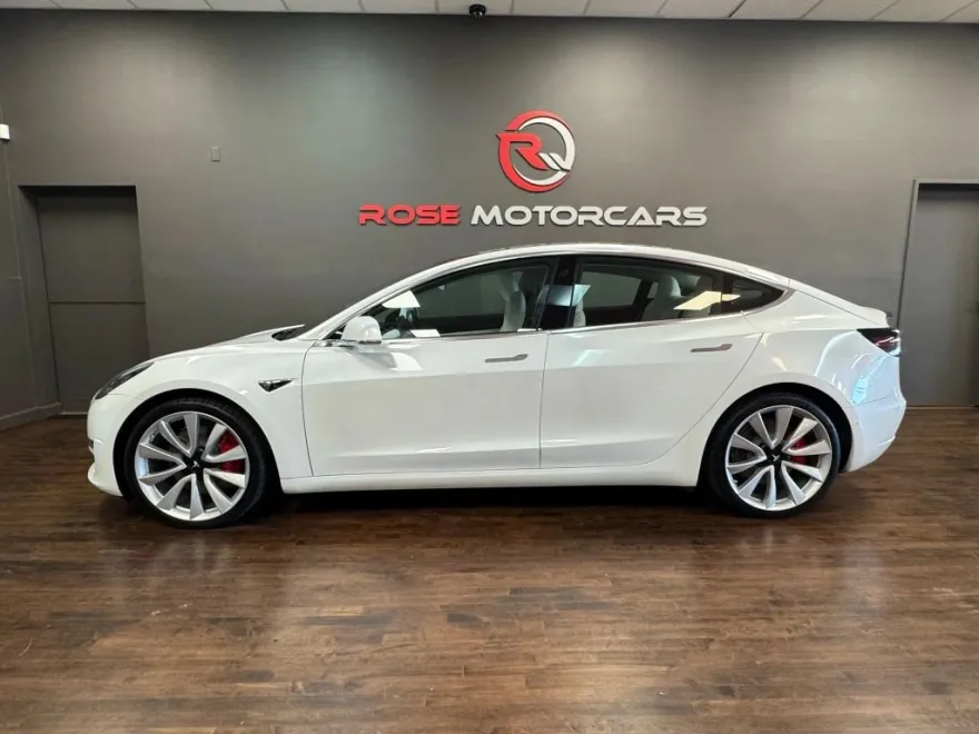 2018 Tesla Model 3 Performance photo 1