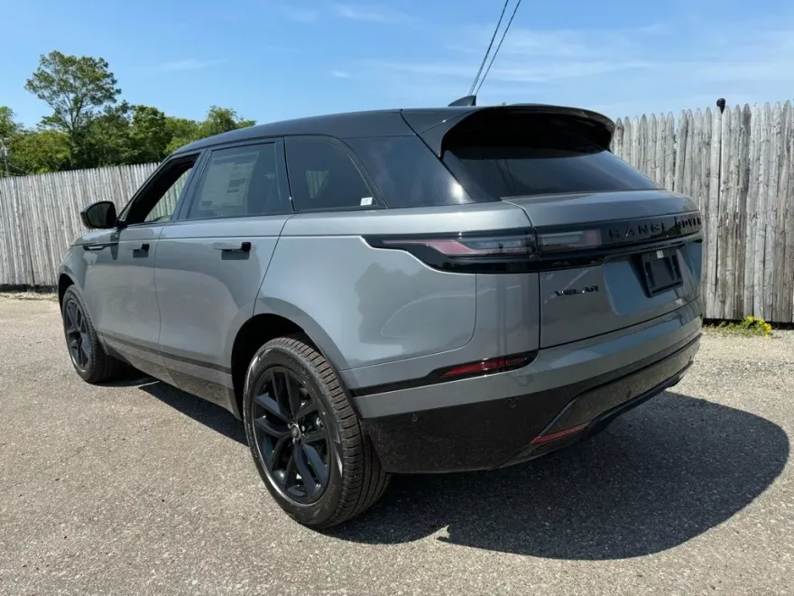 2026 Land Rover Range Rover Velar SE photo 1