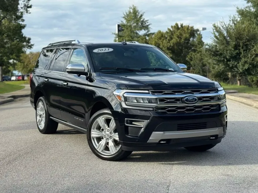 2023 Ford Expedition Platinum photo 1