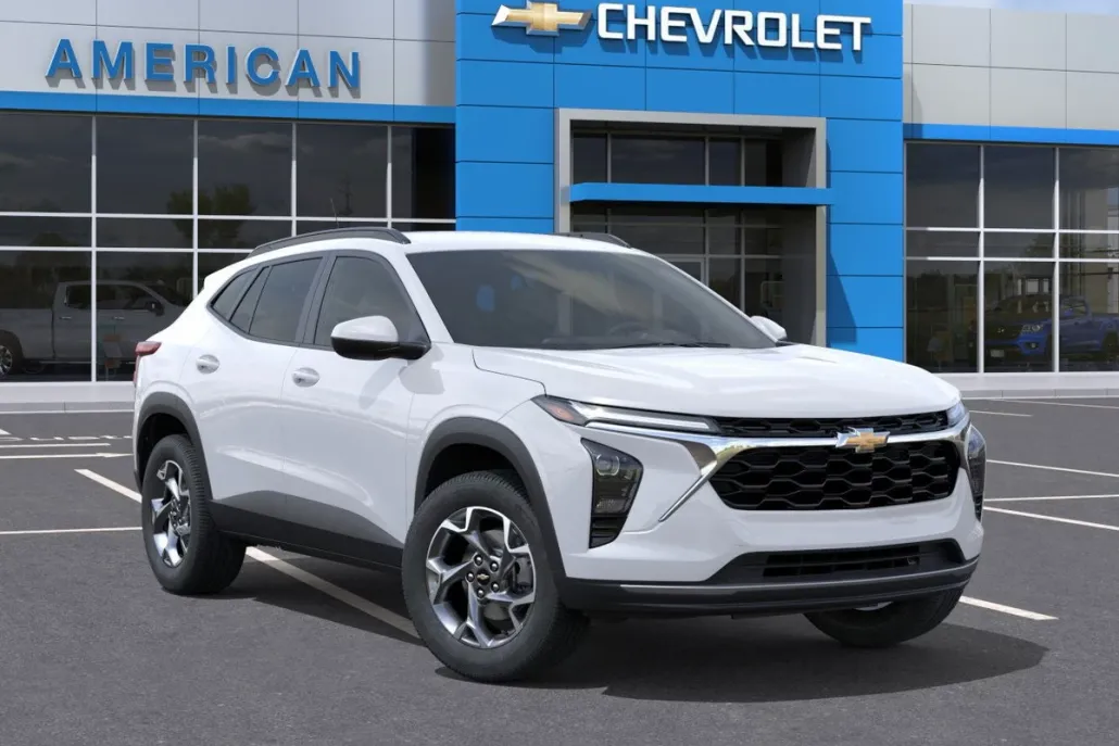 2025 Chevrolet Trax LT photo 1