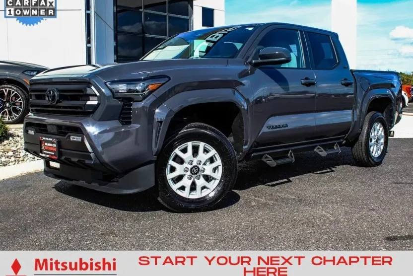 2024 Toyota Tacoma SR5 photo 1